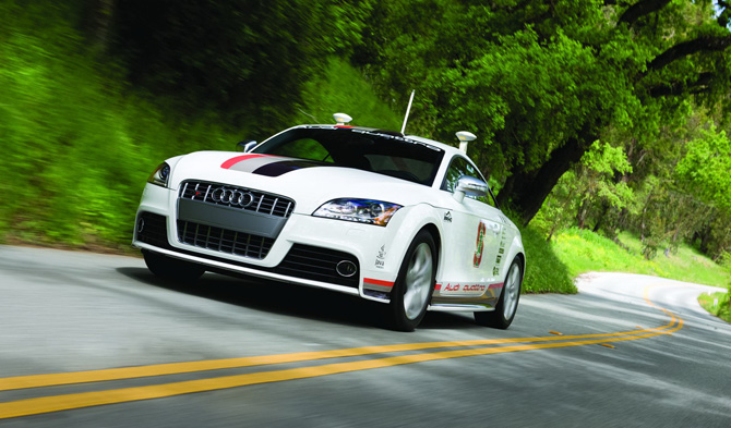 Audi testar förarlösa bilar