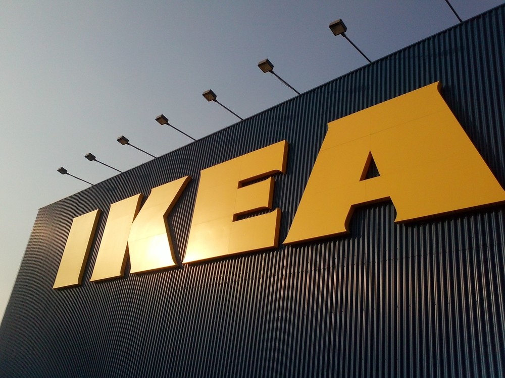 Ikea ställer om för ökad digital handel