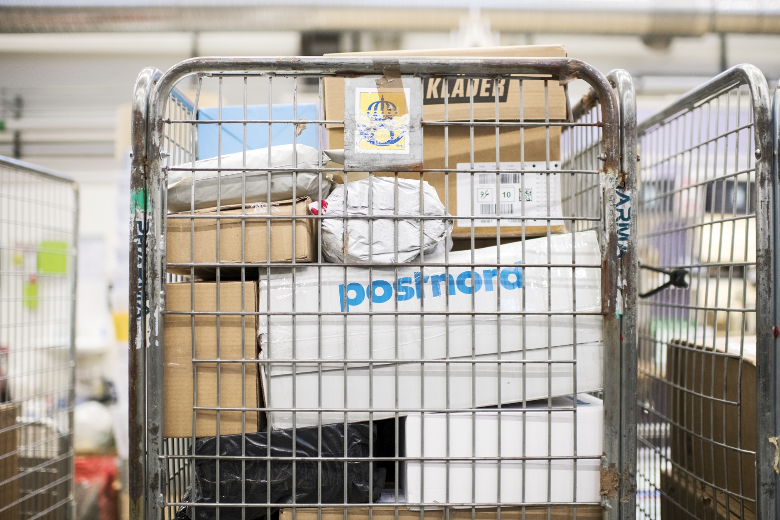 Flera Ica-butiker slutar med paketutlämning