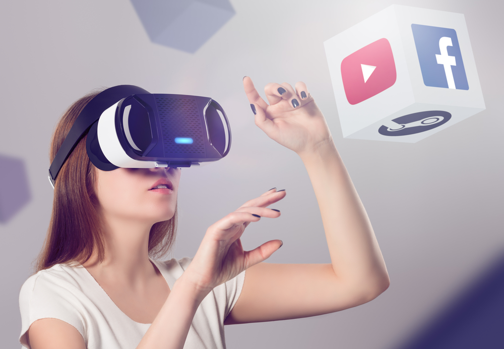 Var femte på Facebook uppges arbeta med VR och AR
